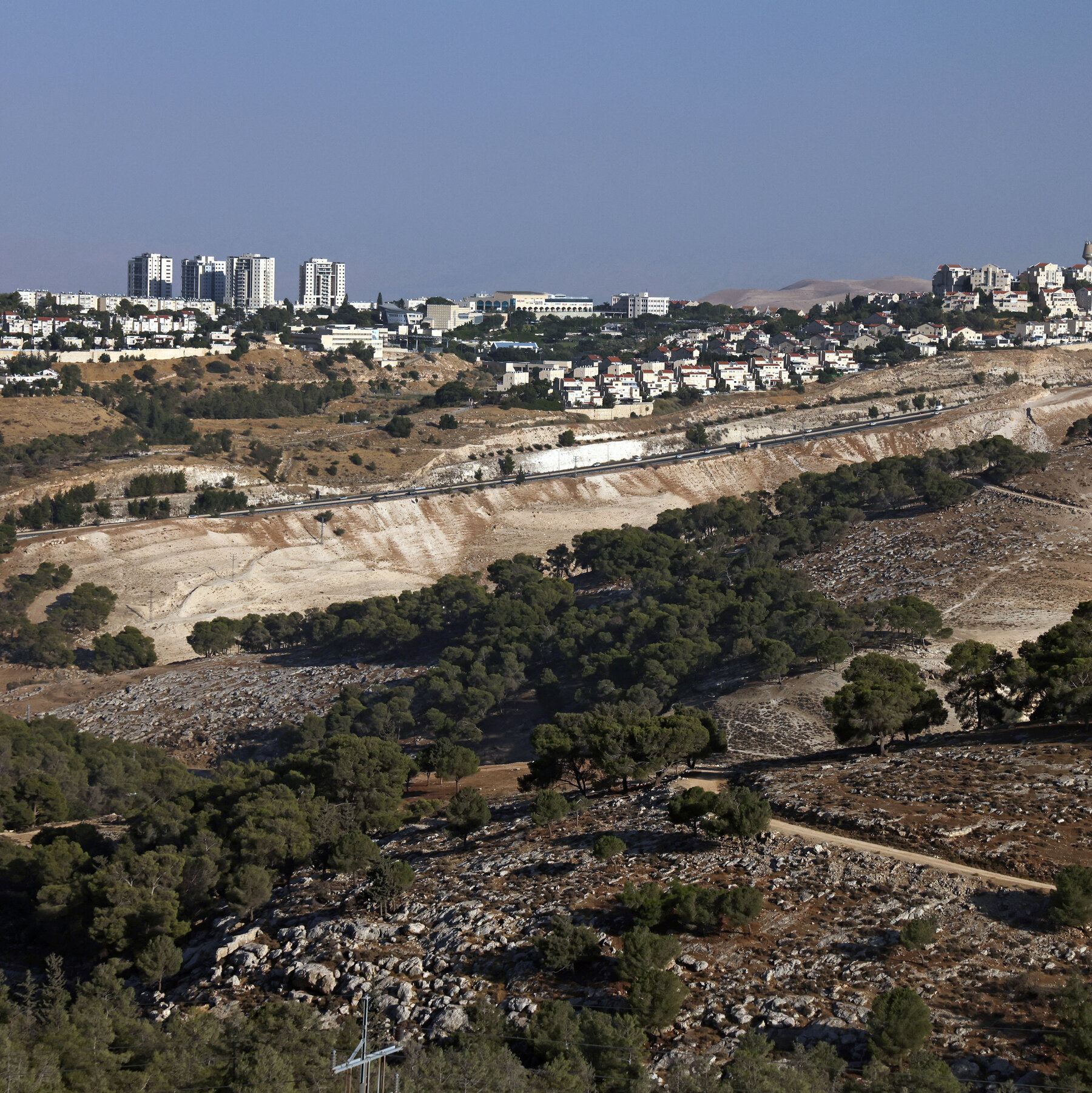 Inside the Breakdown of U.K.-Israel Relations Over West Bank Settlements